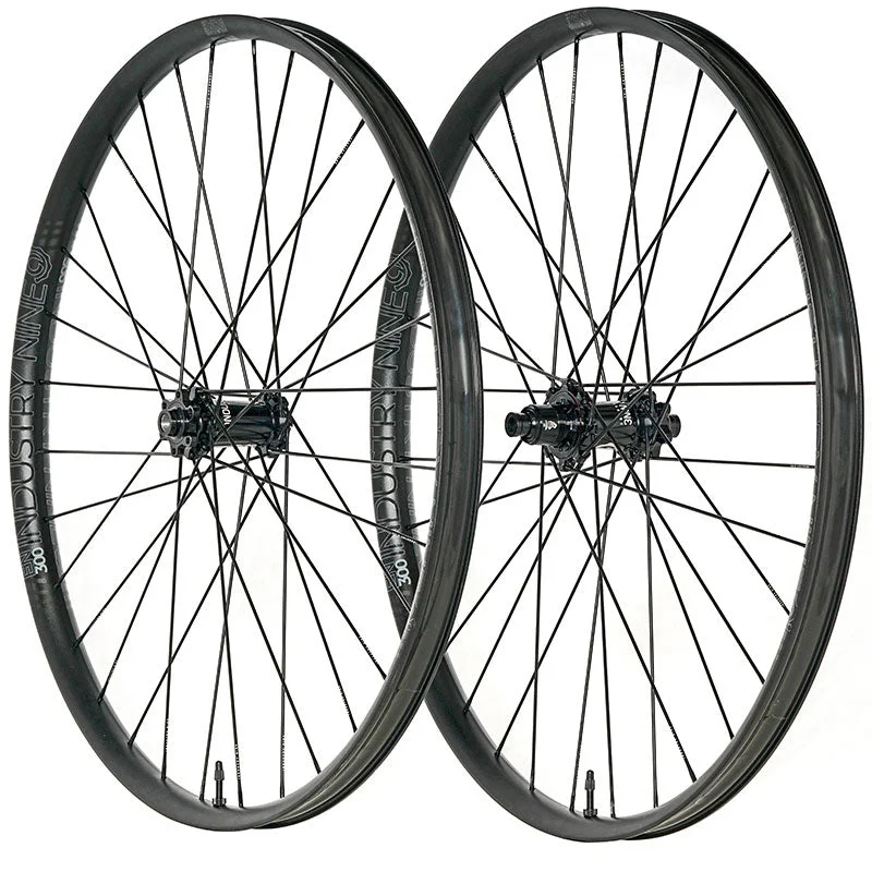 bicycle parking signal-Industry Nine Enduro 300 29" Wheelset 15x110 TA/12x157 XD