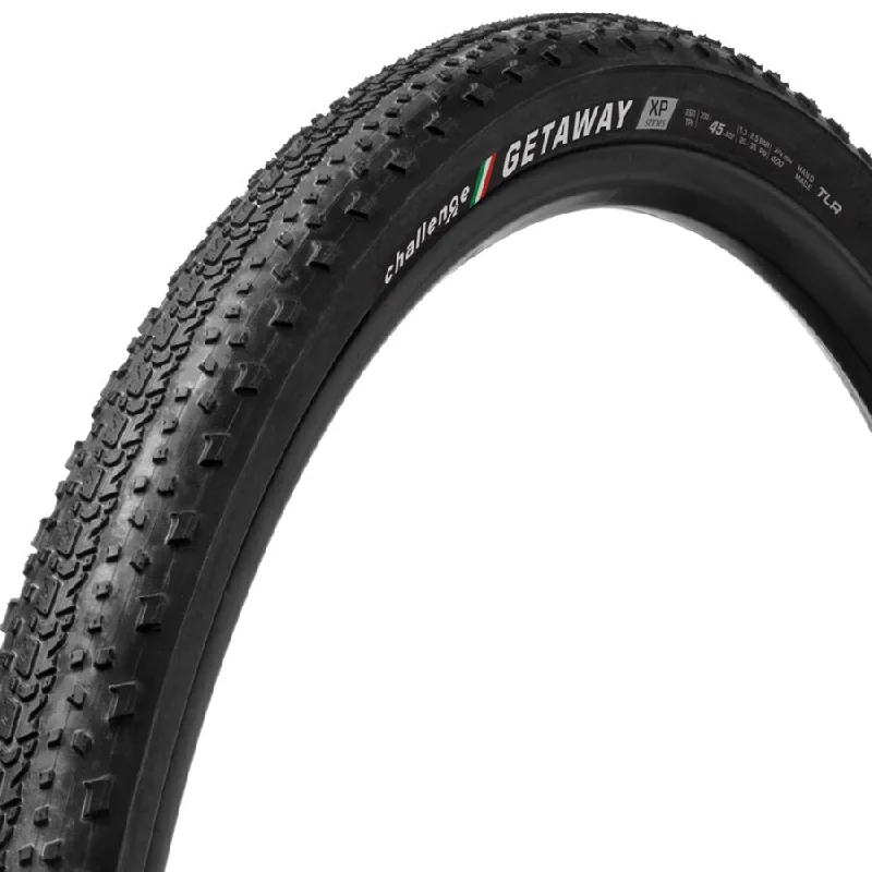 bicycle jersey signal-Challenge Tire Getaway XP TLR Tire 700 x 45 Black